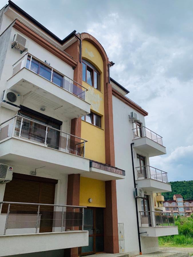 Obzor Tatyana Apartaments Bonjour Zewnętrze zdjęcie